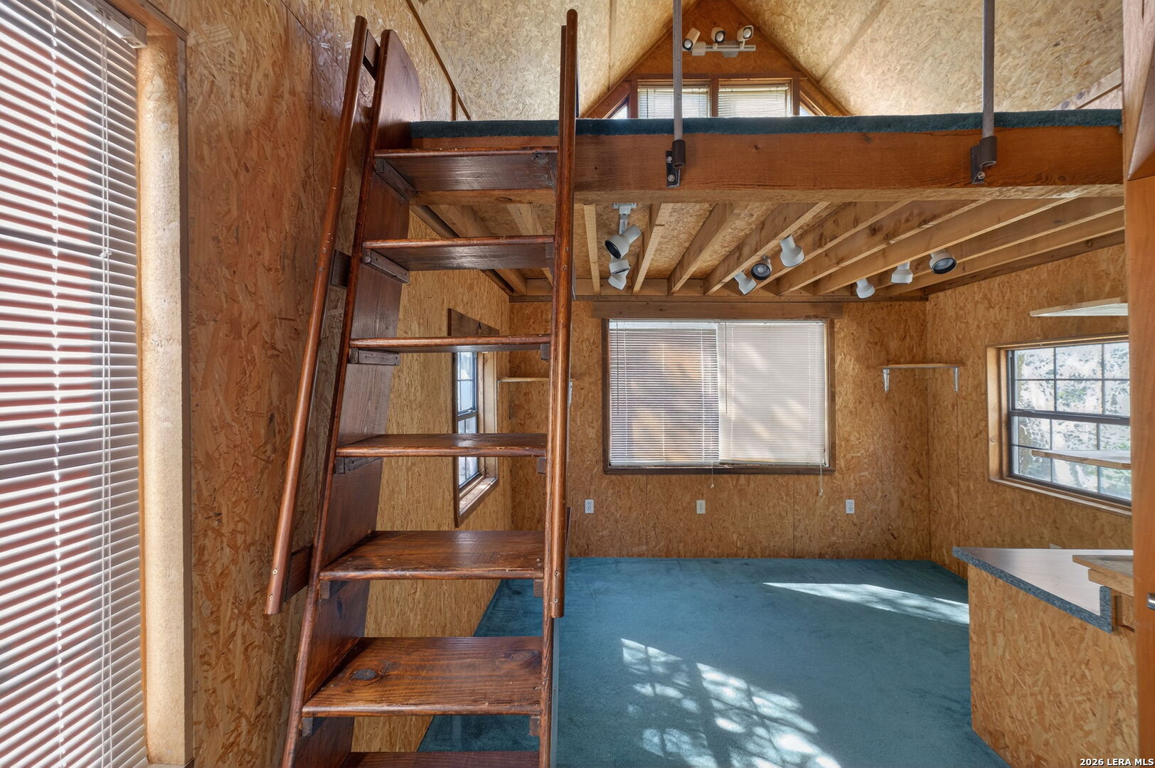 218 Whitworth, ,  78006 — photo 1