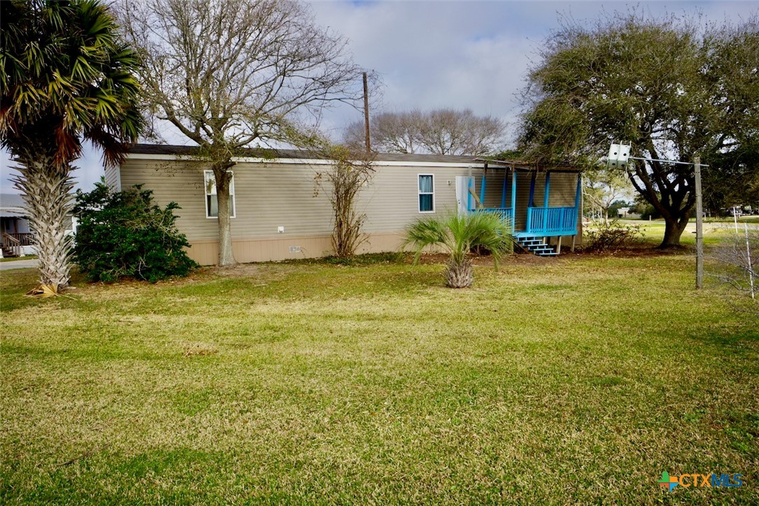 1502 W Monroe Avenue, Port O'Connor, TX 77982 — photo 1