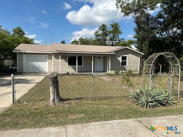 602 W Avenue B, Copperas Cove, TX 76522 — photo 1
