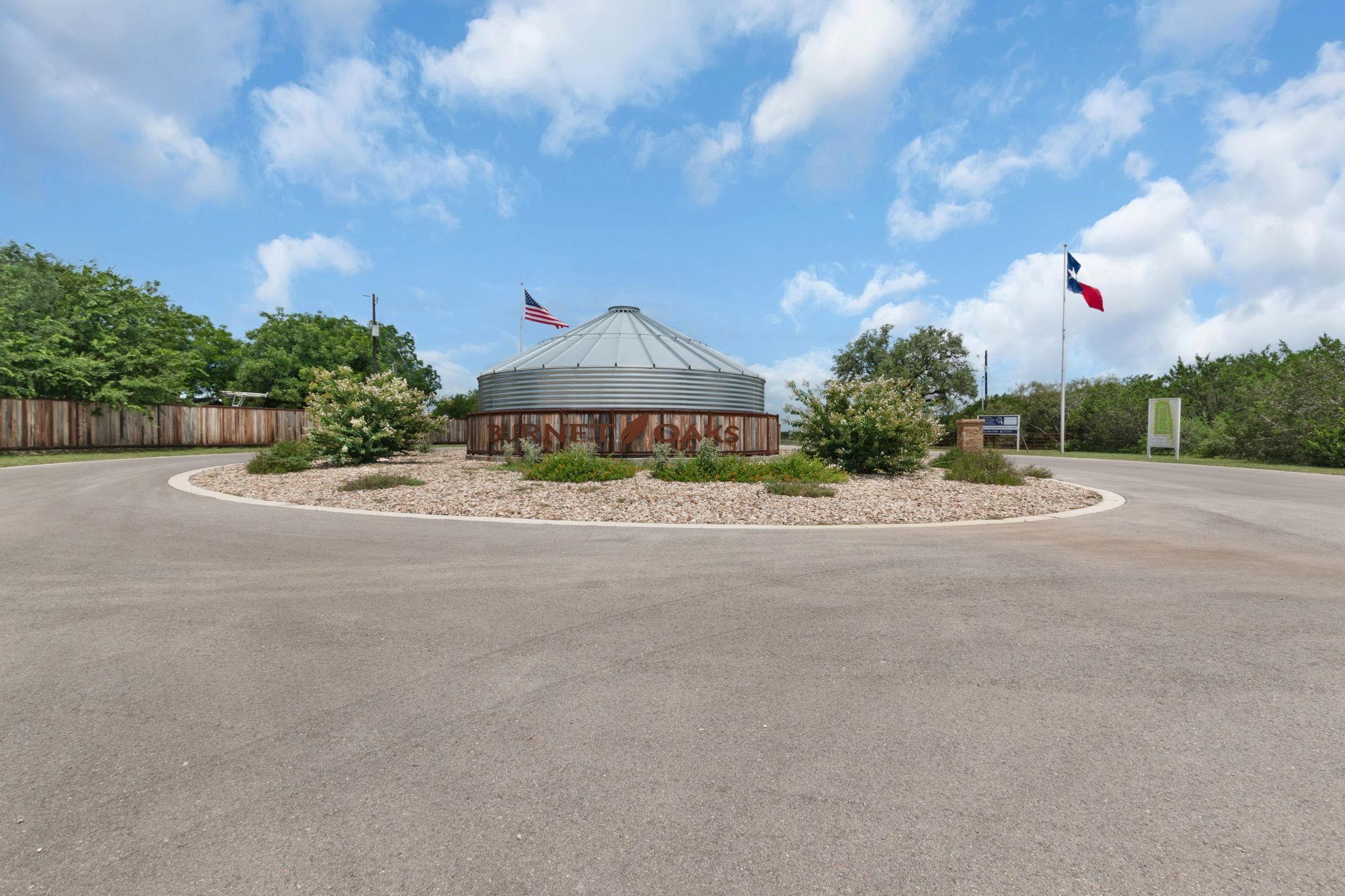 Lot 18 Burnet Oaks Dr, Burnet, TX 78611 — photo 1