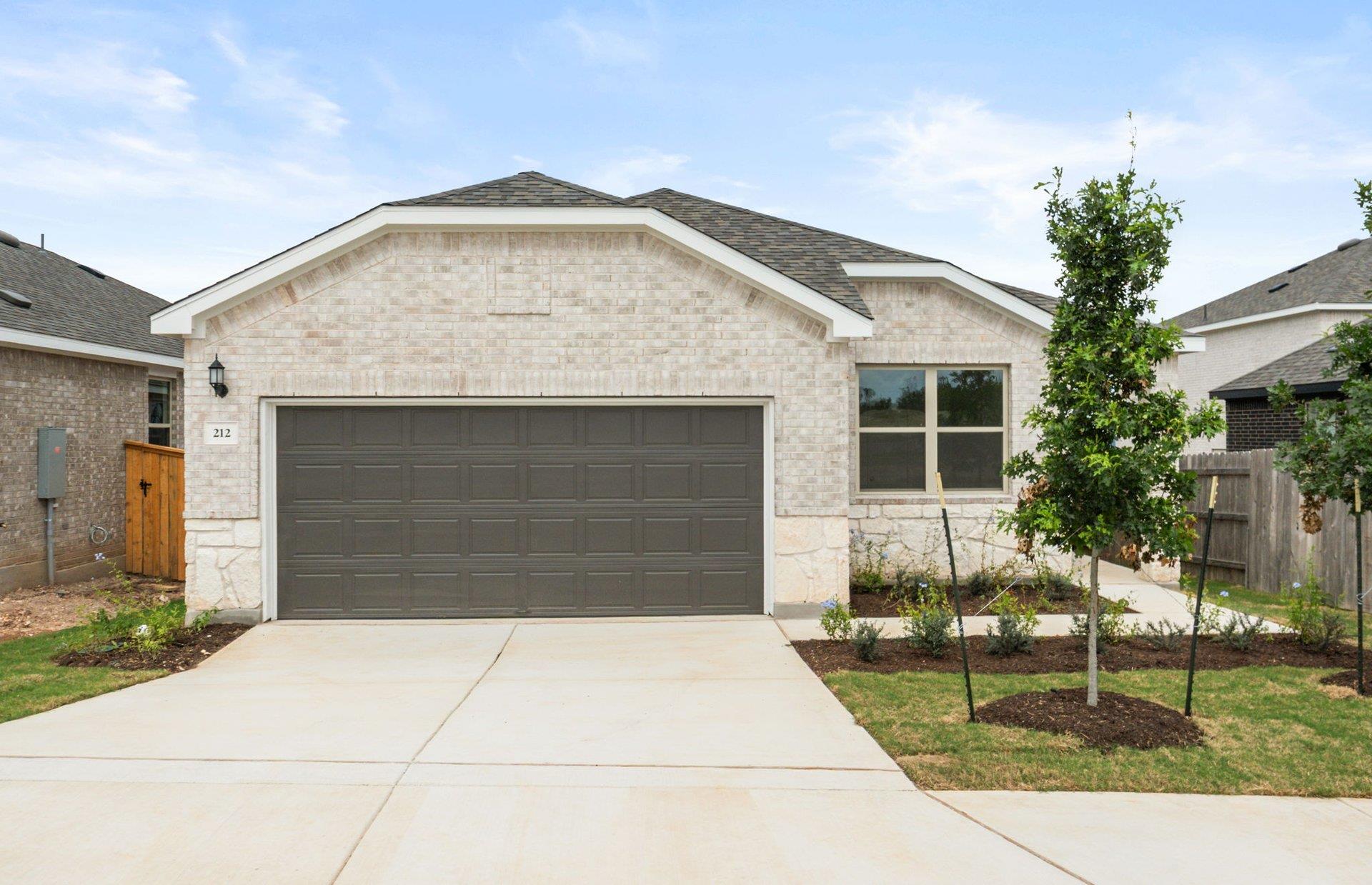 212  Cogitare Ln, San Marcos, TX 78666 — photo 1