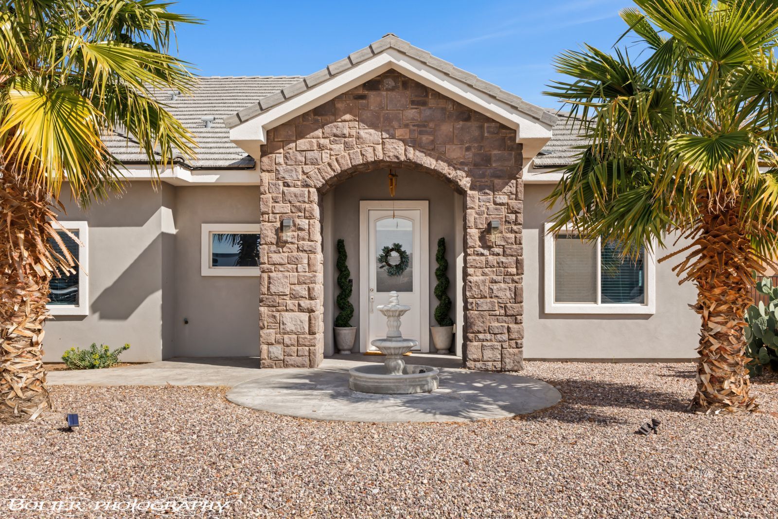 886 N Tamarisk Dr, Littlefield, AZ 86432 — photo 1
