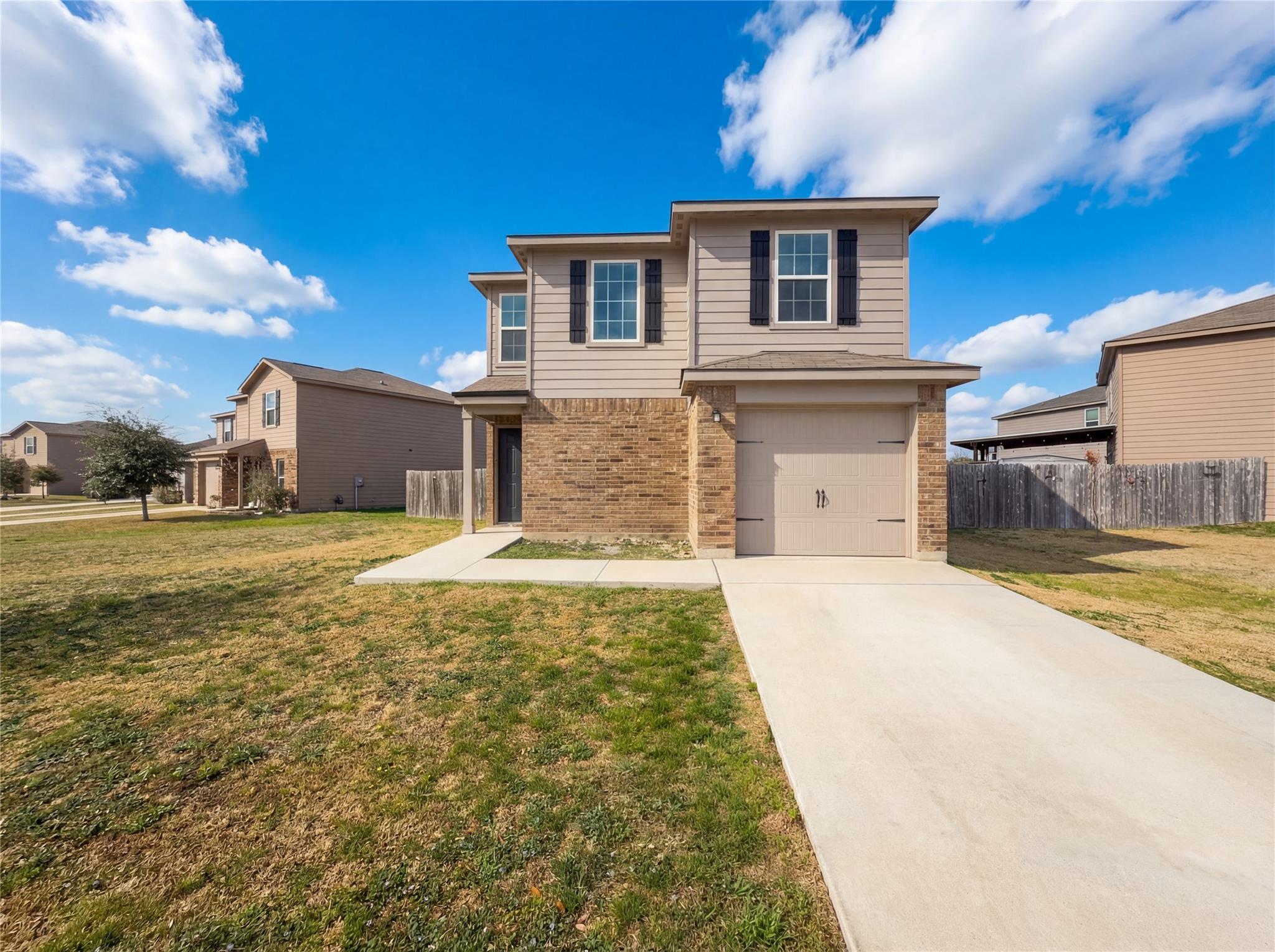 501  Yearwood Ln  #1D, Jarrell, TX 76537 — photo 1