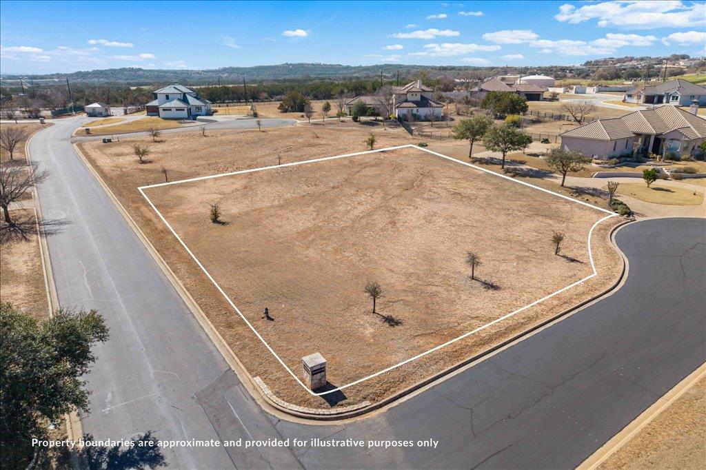 26601  Hunters Grove Ct, Spicewood, TX 78669 — photo 1