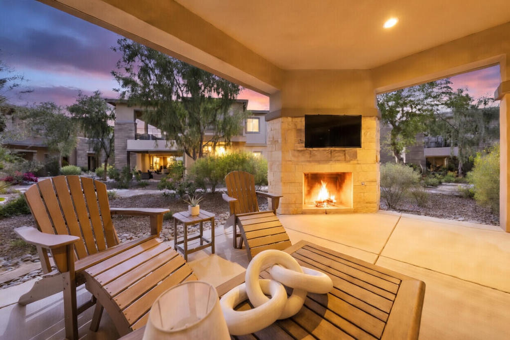 1702 Retreat Circle, Palm Desert, CA 92260 — photo 1