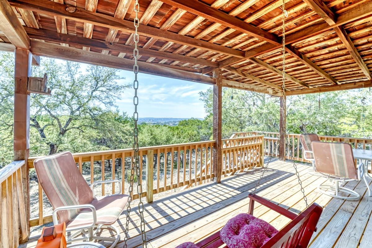 19818  Colina Dr, Lago Vista, TX 78645 — photo 1