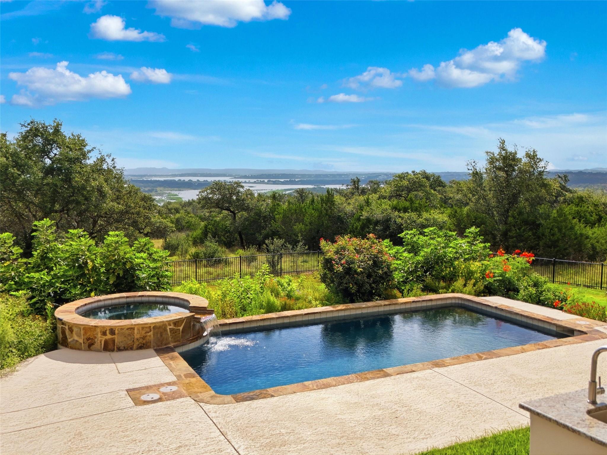 2144  Senora Rdg, Canyon Lake, TX 78133 — photo 1