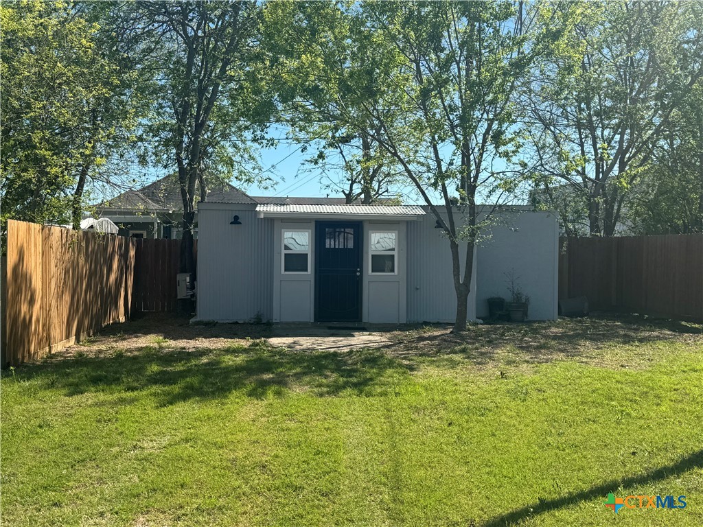 303 W. Dallas