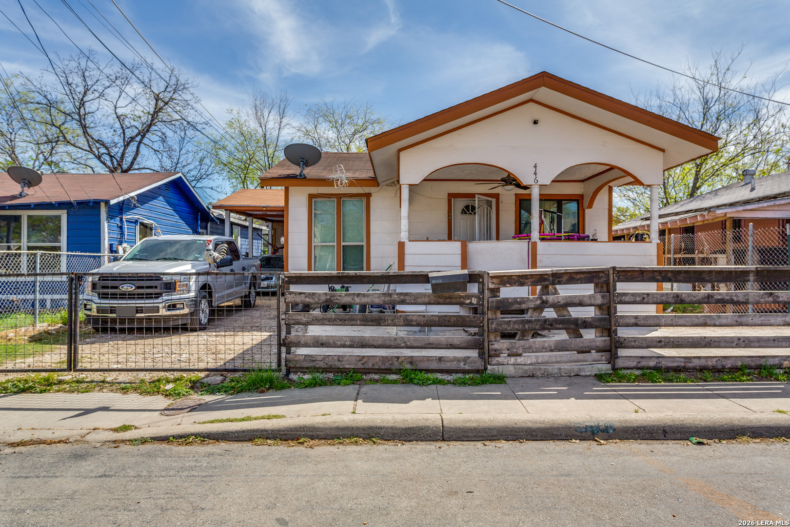 446 Blue Bonnet St., San Antonio, TX 78202 — photo 1