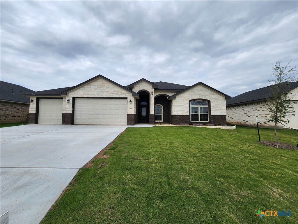 718 Golden Eagle Drive, Salado, TX 76571 — photo 1