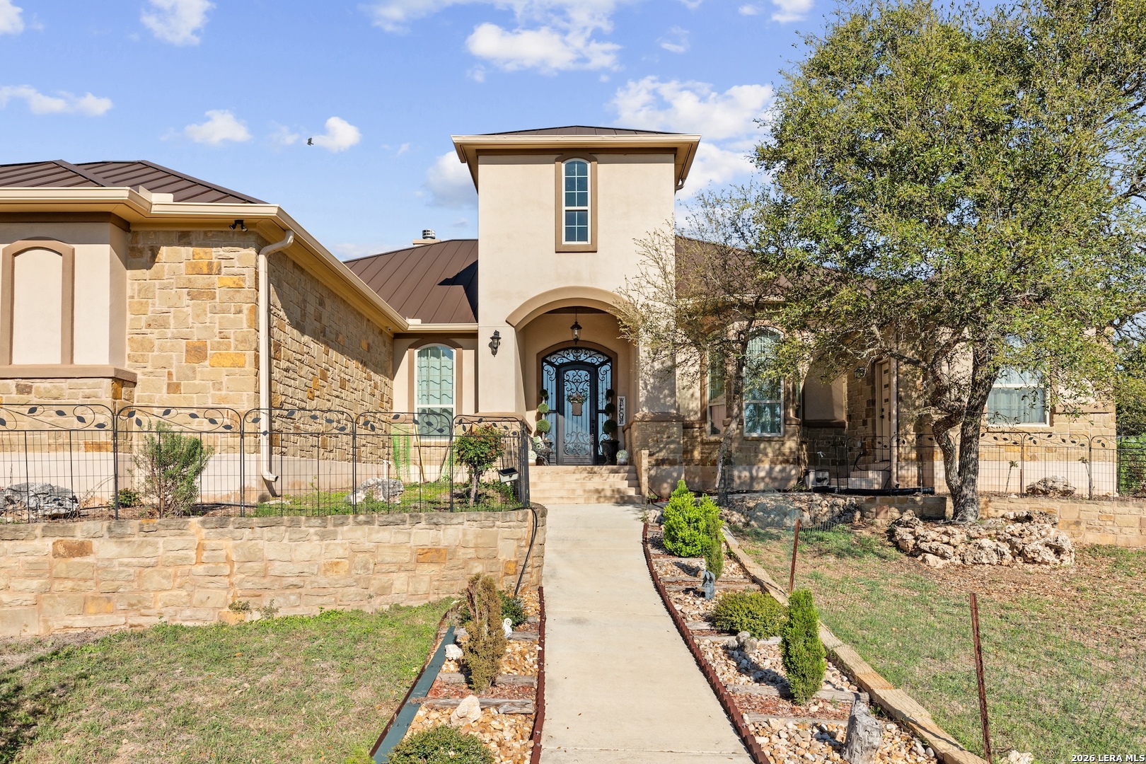 728 Falconwood, San Marcos, TX 78666 — photo 1