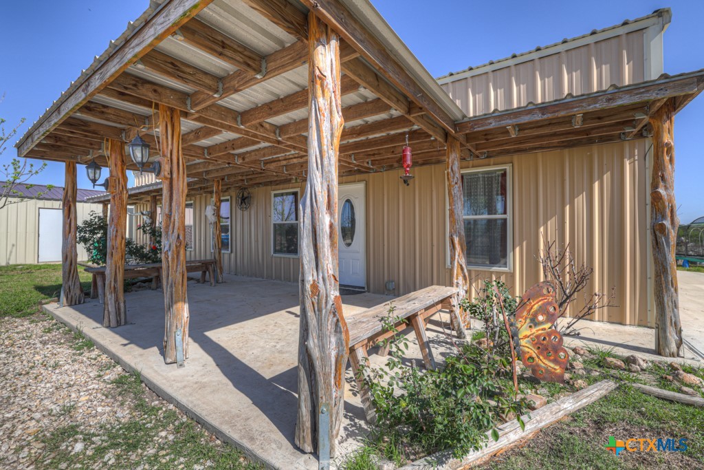 2151 Old Lehmann Road, Seguin, TX 78155 — photo 1