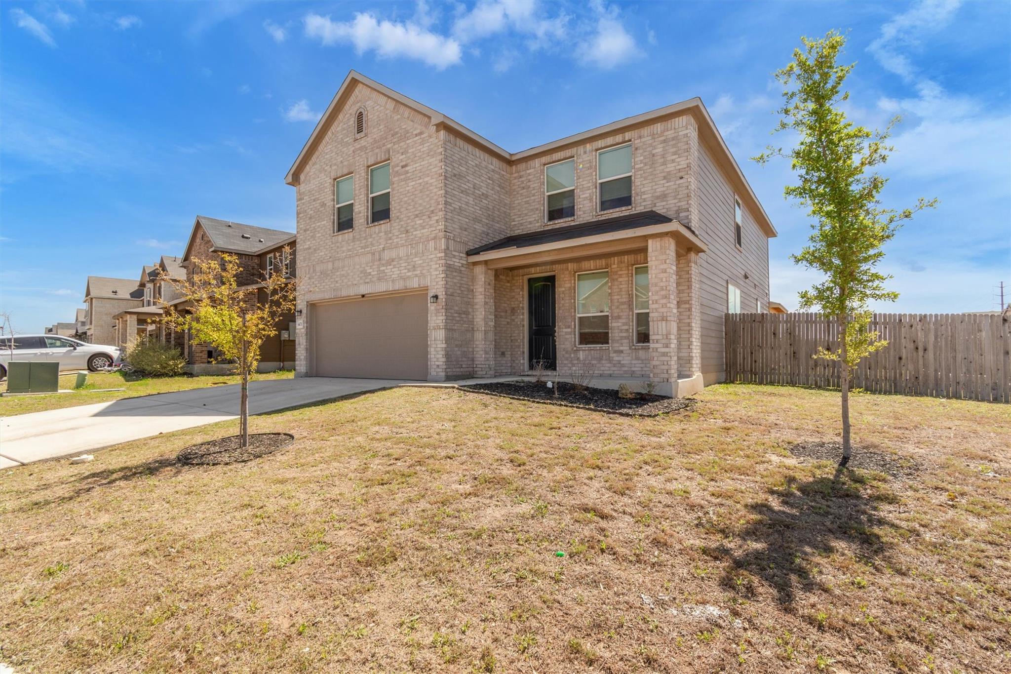 401 Briarfield Dr, Seguin, TX 78155 — photo 1