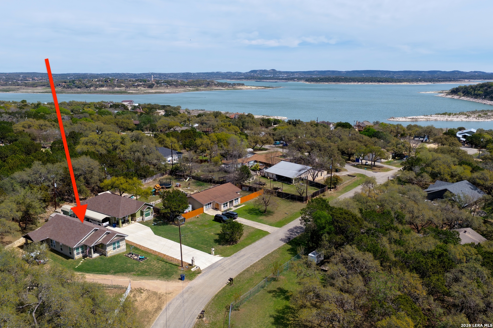2872 Lakeview