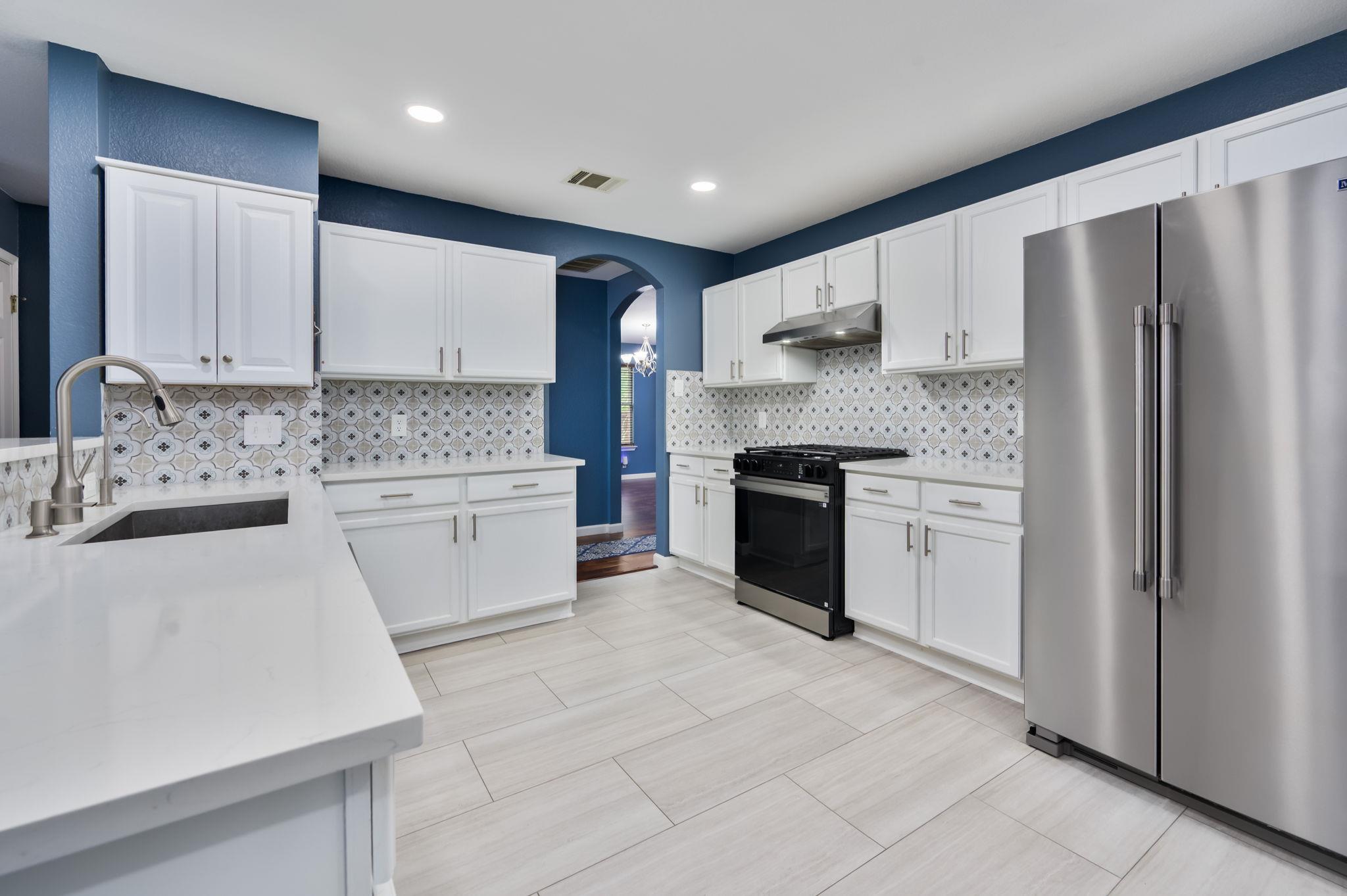 207 Presidio, Leander, TX 78641 — photo 1