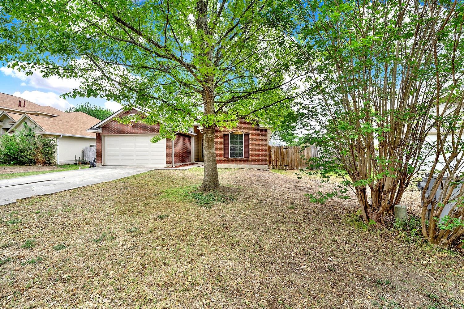 140 Riley, Kyle, TX 78640 — photo 1