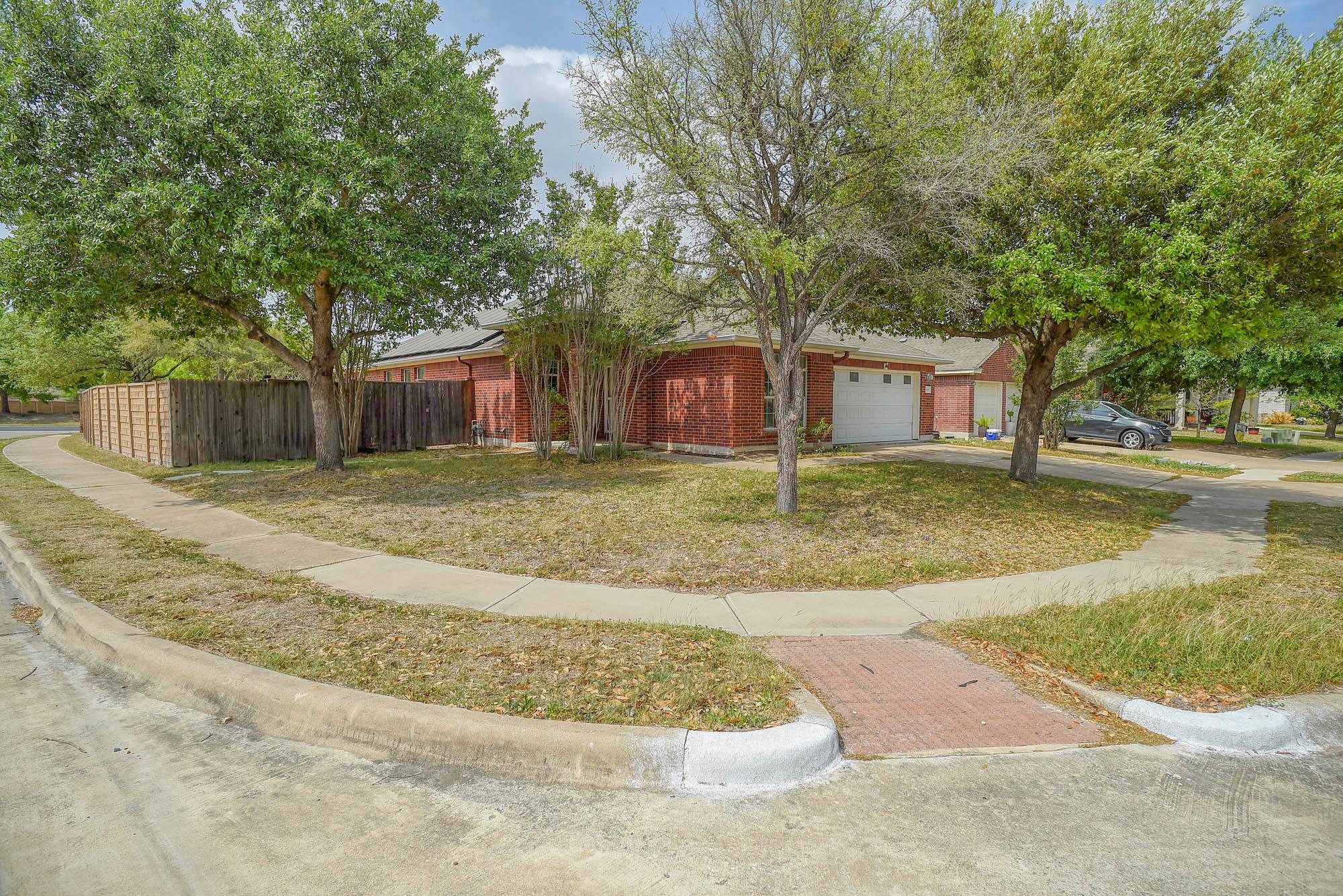 11608 Prince Phillip Way, Manor, TX 78653 — photo 1