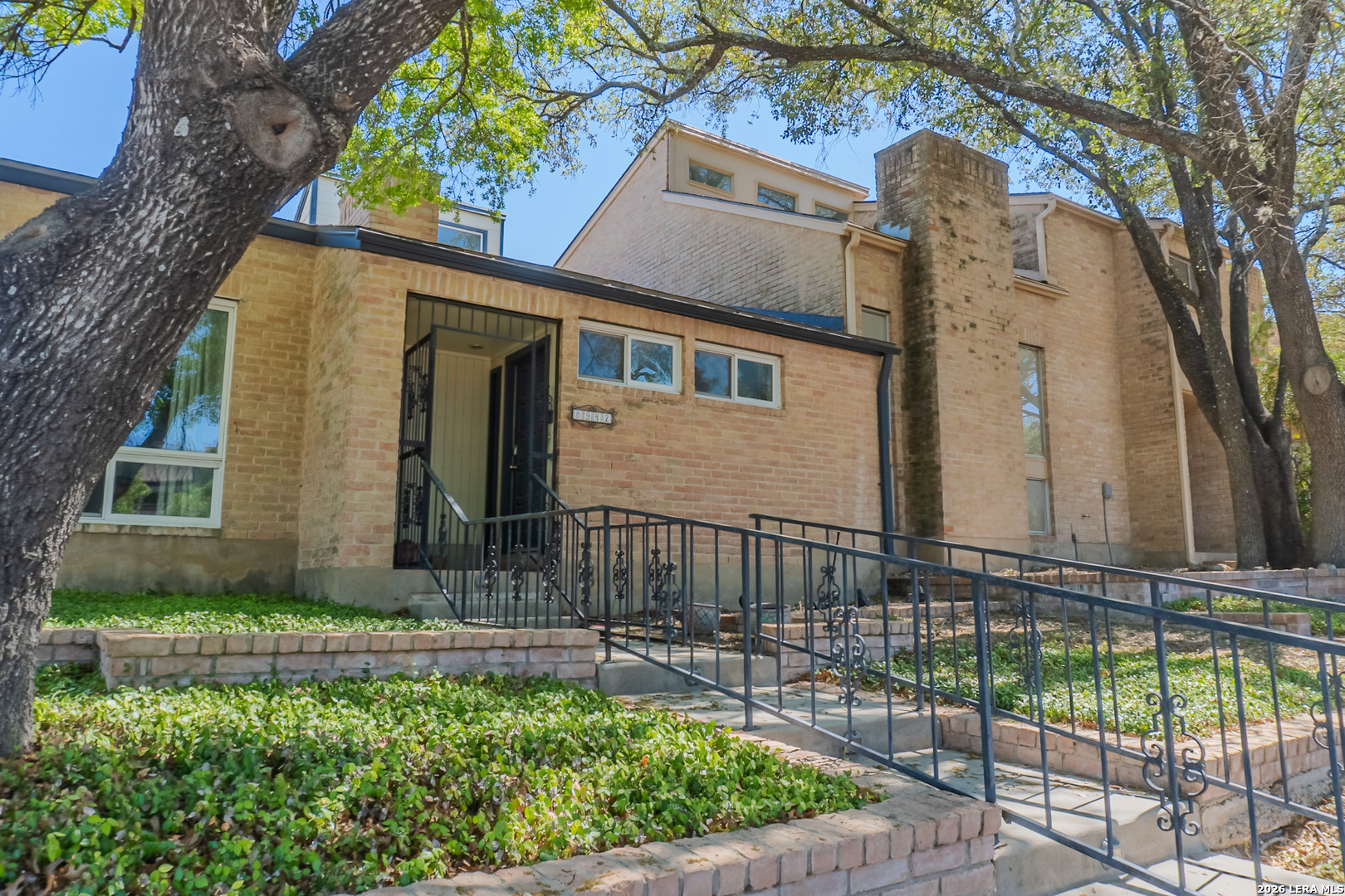 8942 Willmon, , 78239 — photo 1