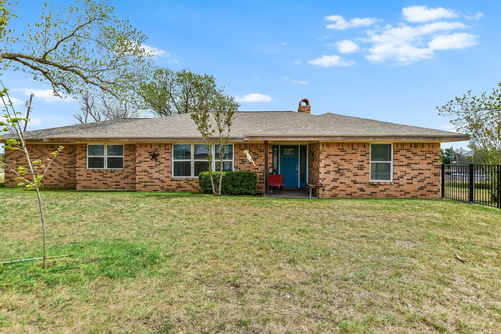 1601 CR 463 (and CR 465), Elgin, TX 78621 — photo 1