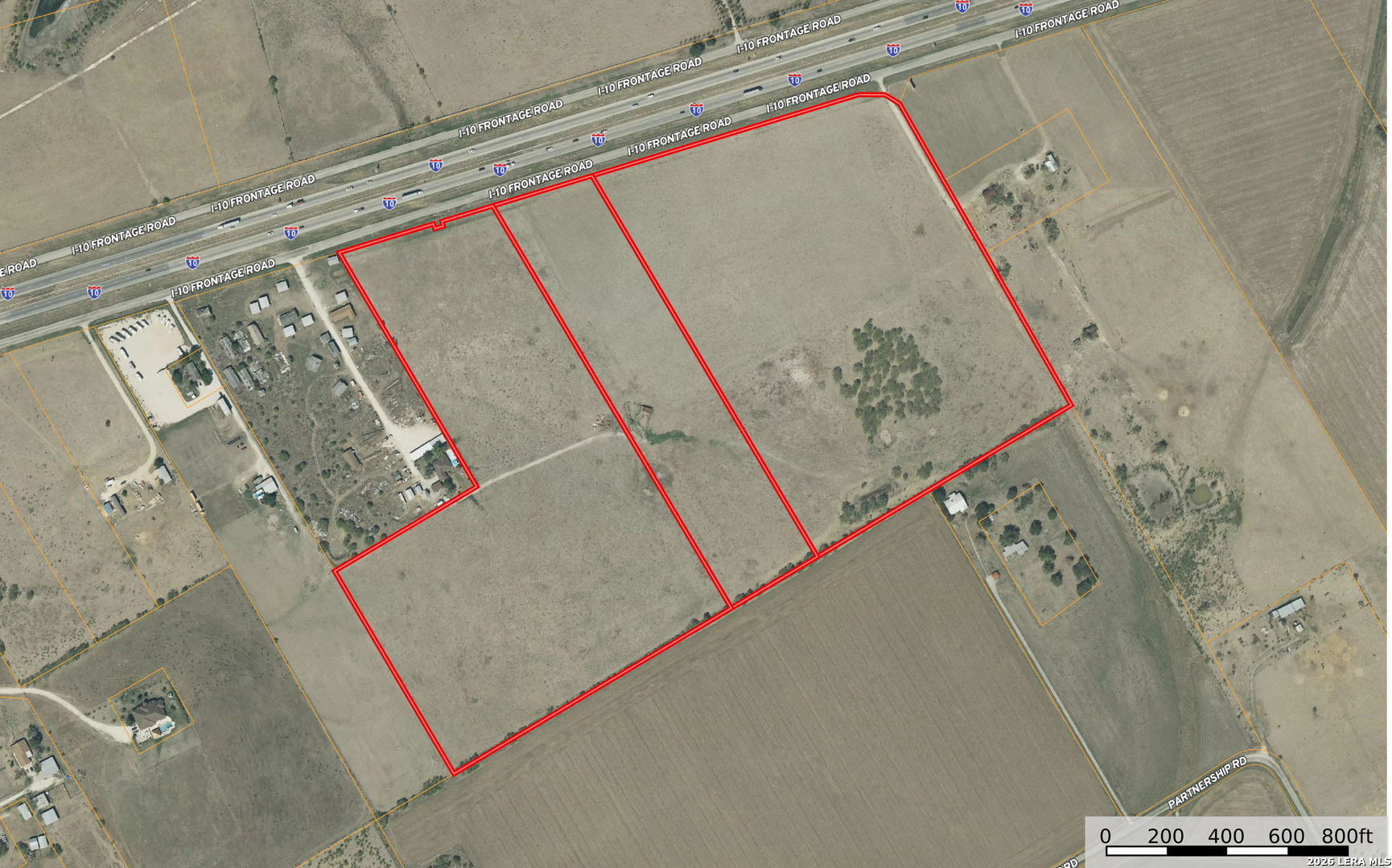 70 +/- ACRES IH 10, , 78155 — photo 1