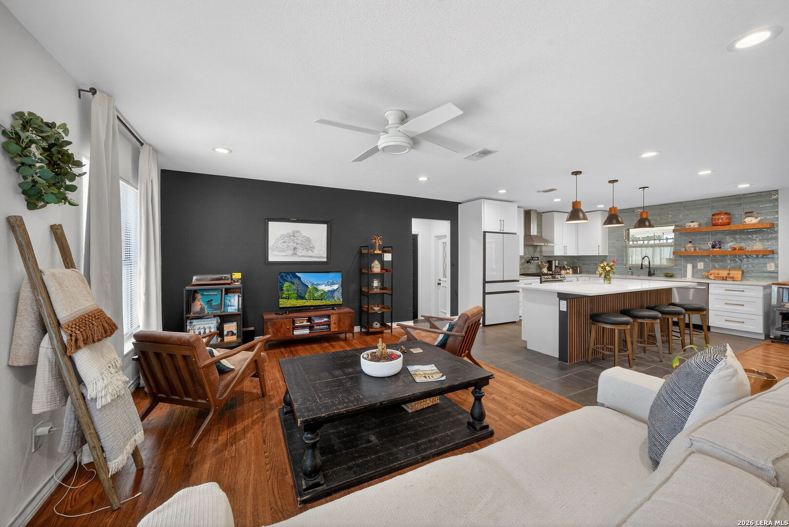 225 HARRIETT DR, ,  78216 — photo 1