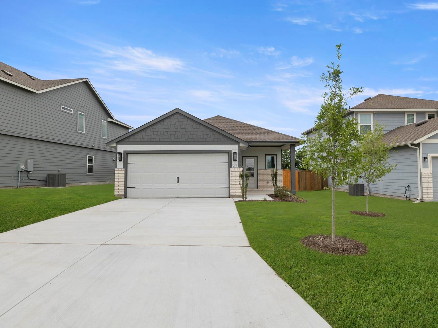 513 Yellow Ribbon, Jarrell, TX 76537 — photo 1