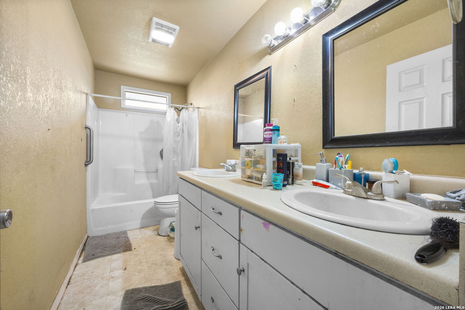 2305 Elaine Dr, ,  78861 — photo 1