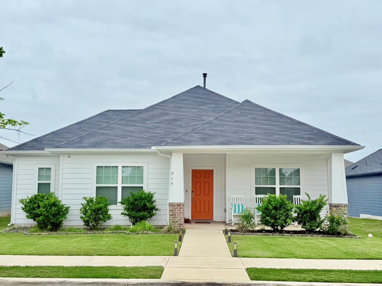 219 Roaming, Hutto, TX 78634 — photo 1