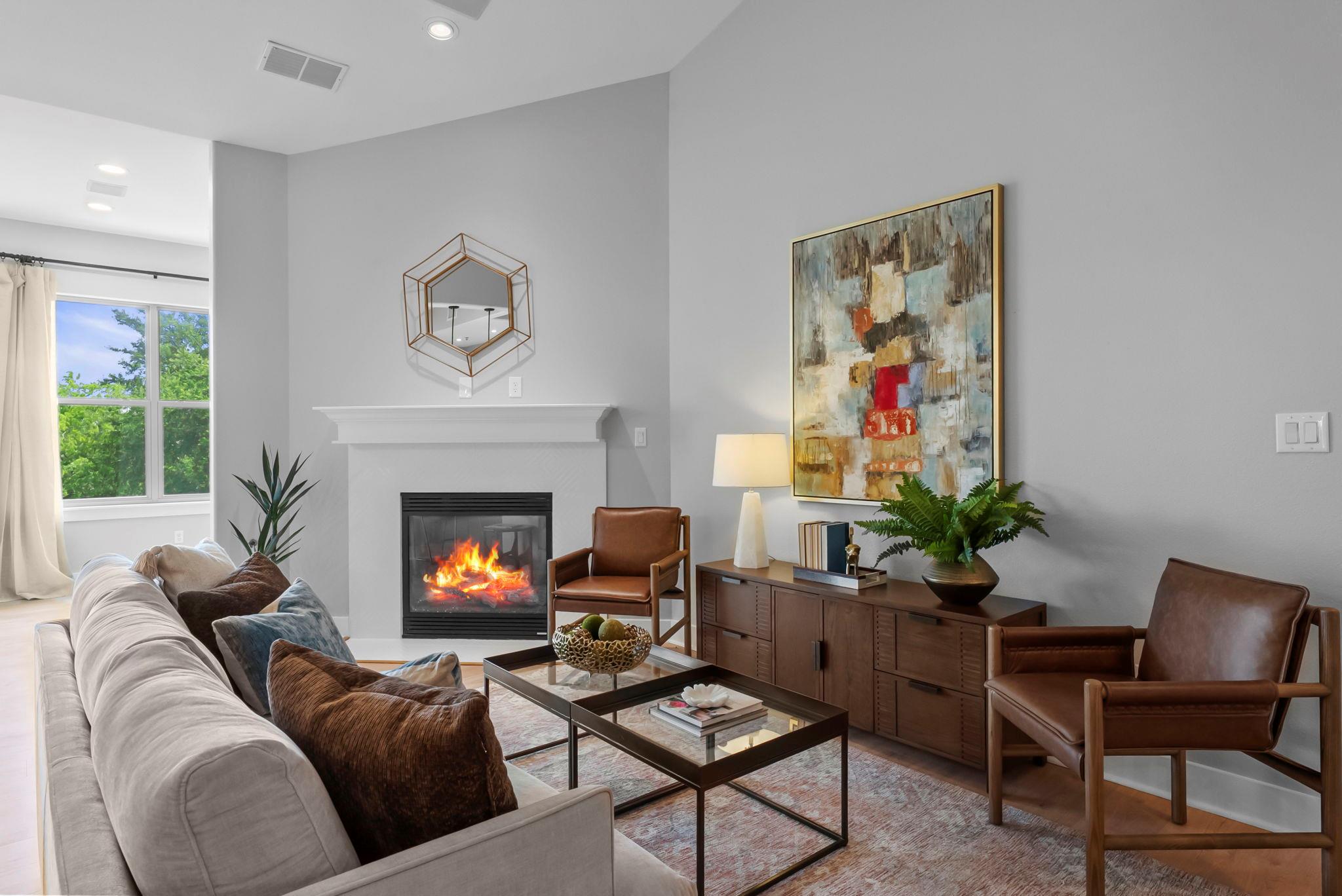 2216 Thornton, Austin, TX 78704 — photo 1