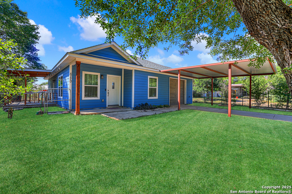 5170 Village Green, San Antonio, TX 78218 — photo 1
