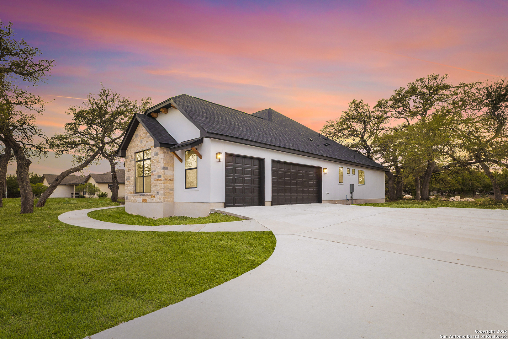 220 TOUCAN DR, , 78070 — photo 1