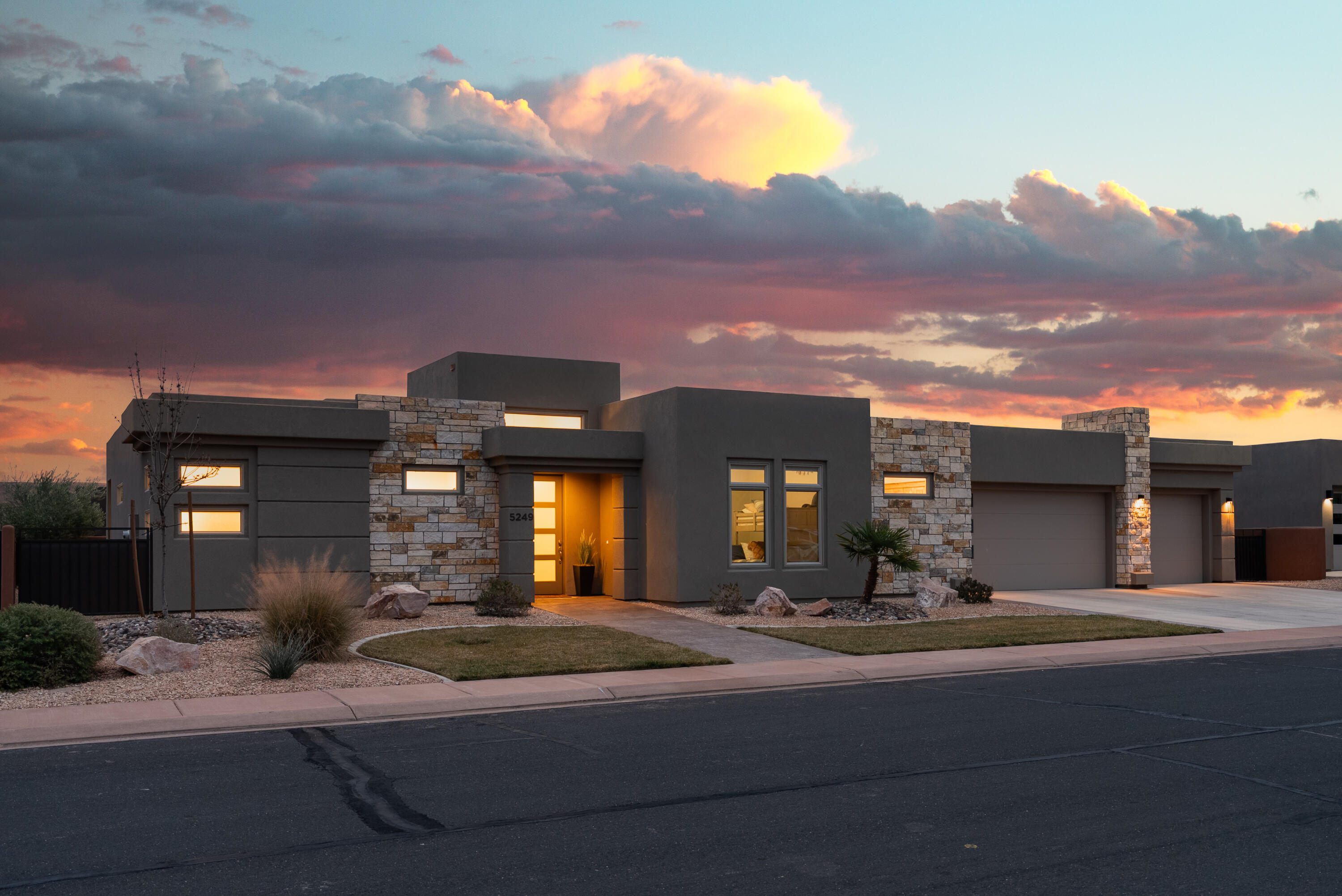 5249 W 3160 S, Hurricane, UT 84737 — photo 1