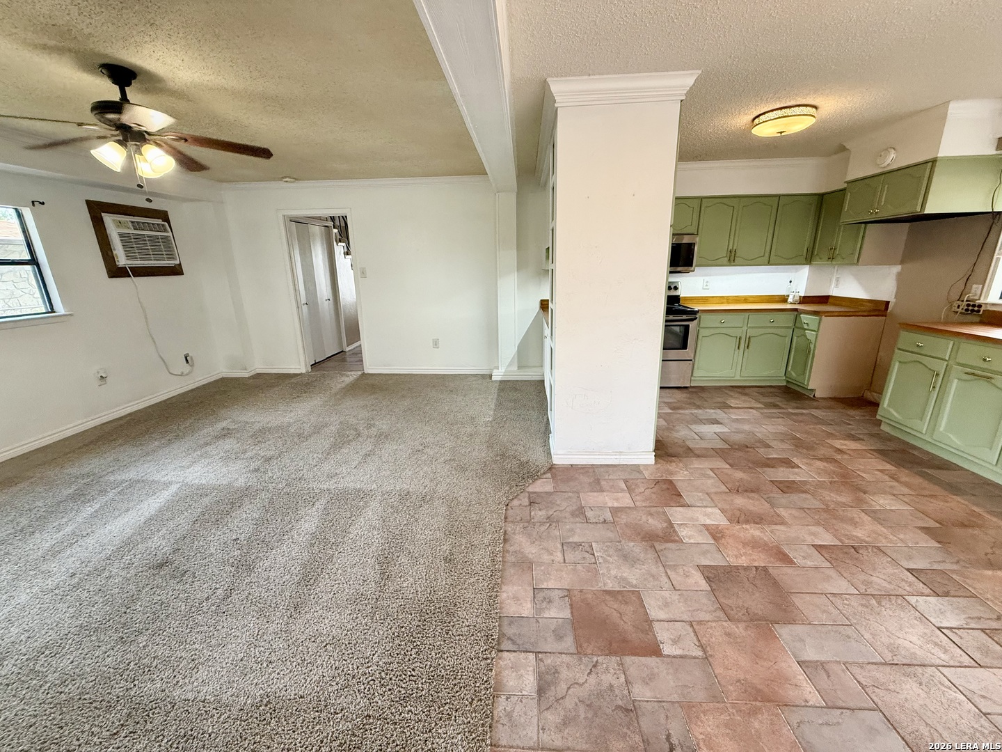 75 Wainwright, ,  78832 — photo 1