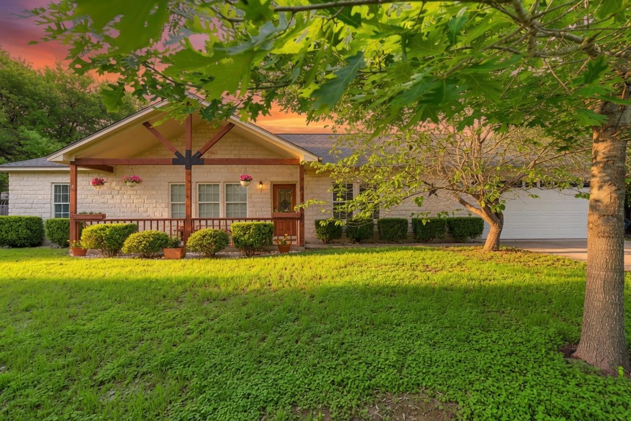 1221 Lovers, Bastrop, TX 78602 — photo 1