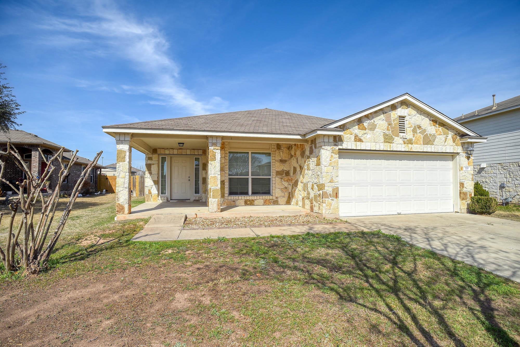 319 Wild Cat, Bastrop, TX 78602 — photo 1