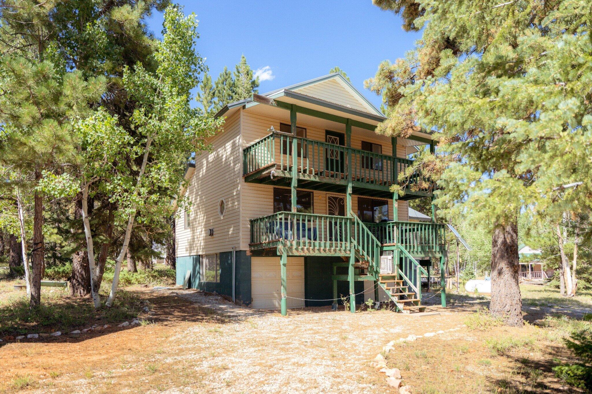 1270 W Strawberry Point RD, Duck Creek, UT 84762 — photo 1
