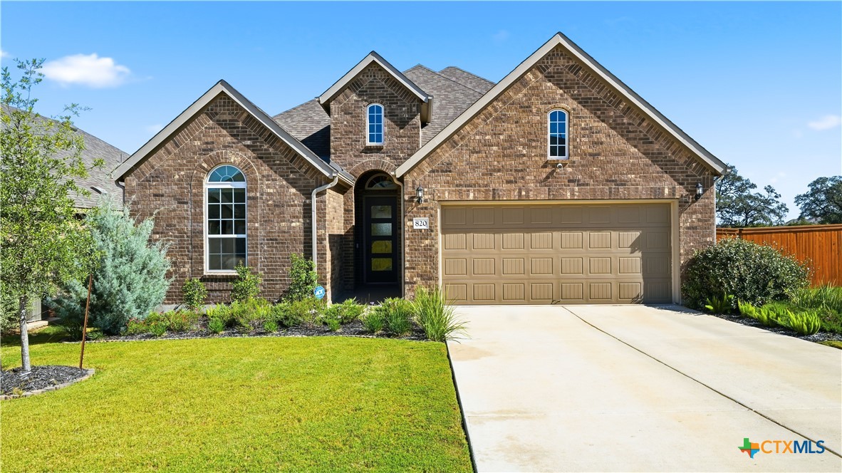 820 Silverberry Drive, New Braunfels, TX 78132 — photo 1