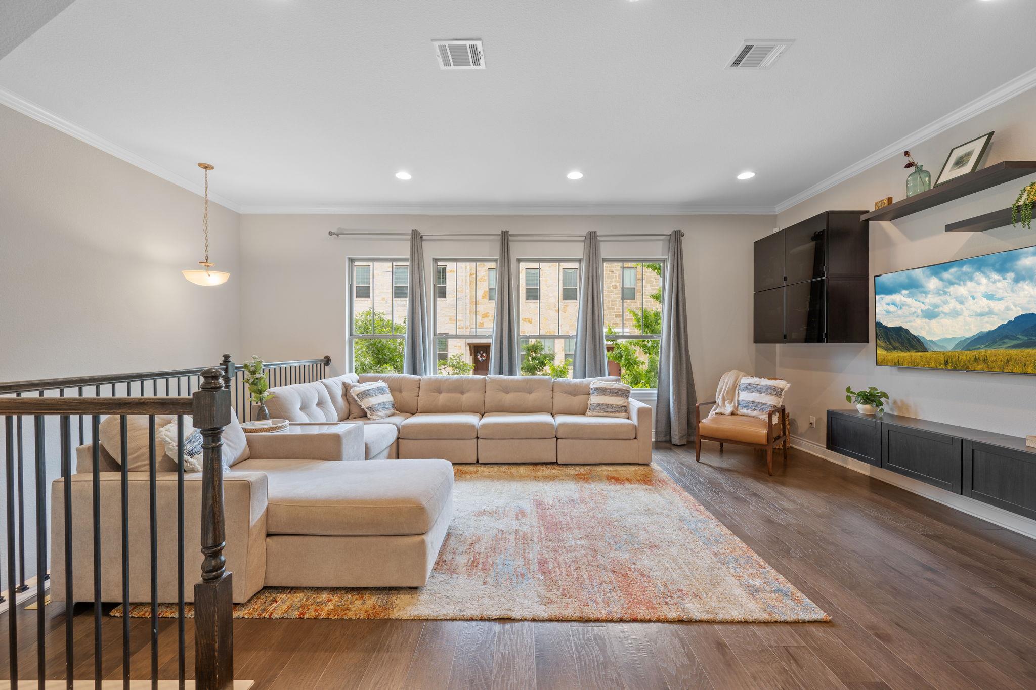 308  Adams St, Georgetown, TX 78628 — photo 1