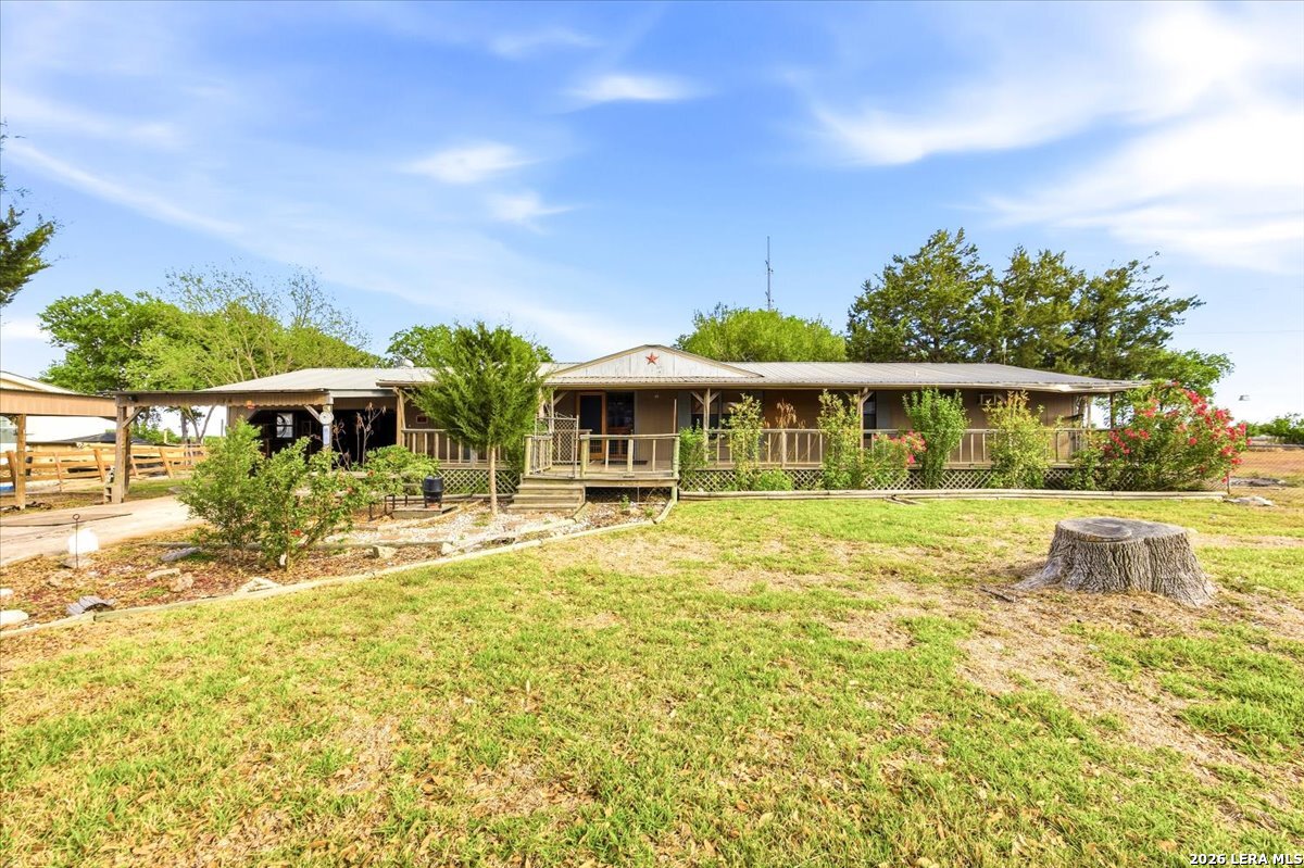 176 Golden Mdw, , 78108 — photo 1