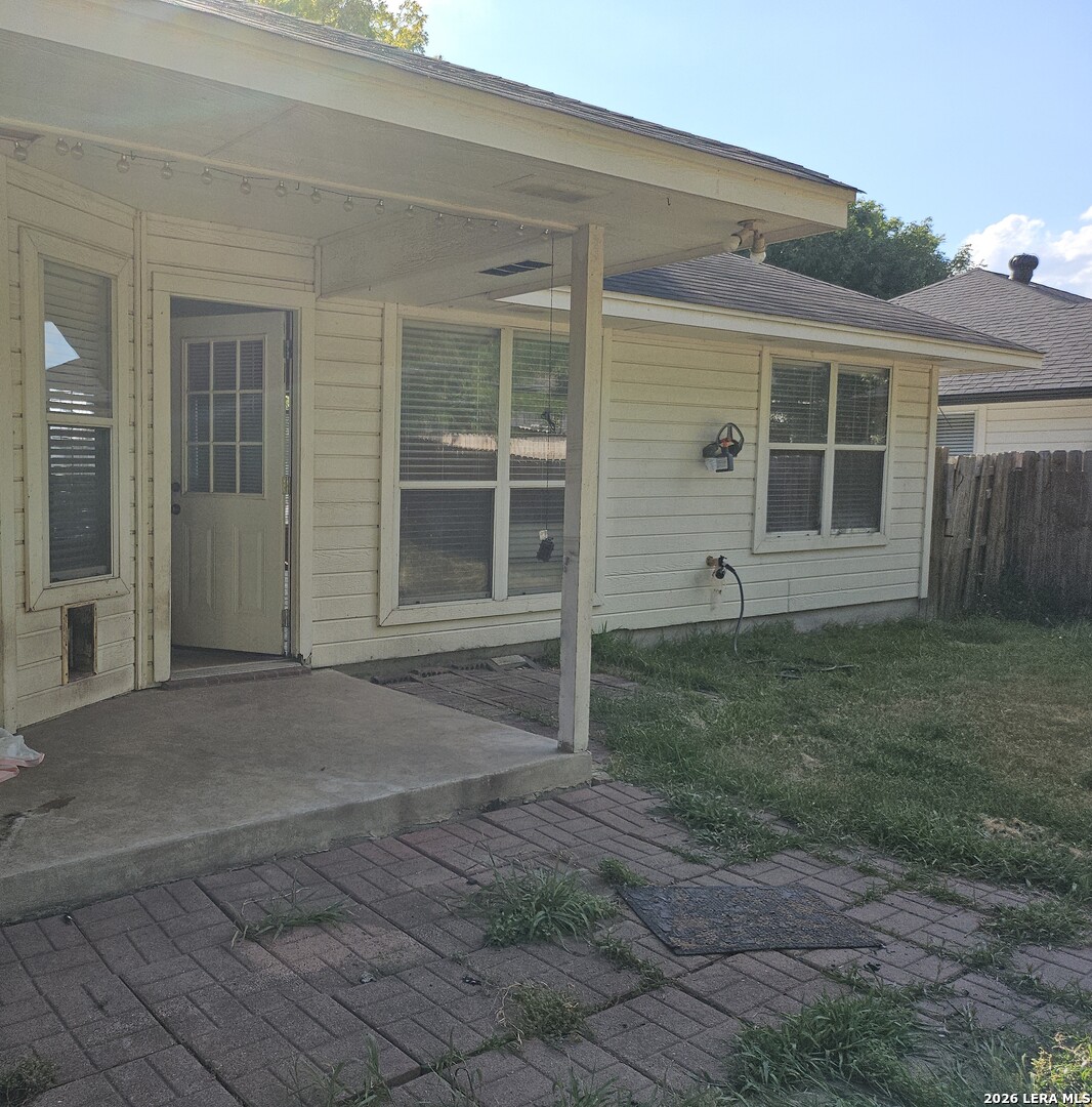 2073 Bentwood, ,  78130 — photo 1