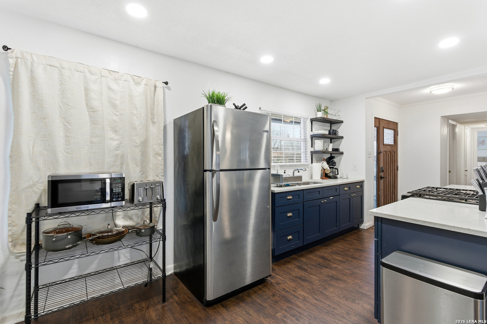 434 Pinewood Ln, ,  78216 — photo 1