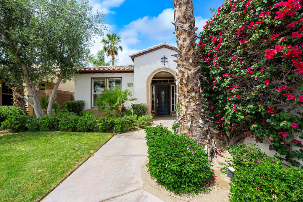 60477 Desert Shadows Drive, La Quinta, CA 92253 — photo 1