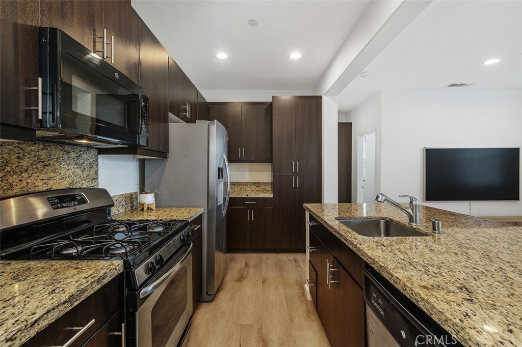27988 Calle Casera, Temecula, CA 92592 — photo 1