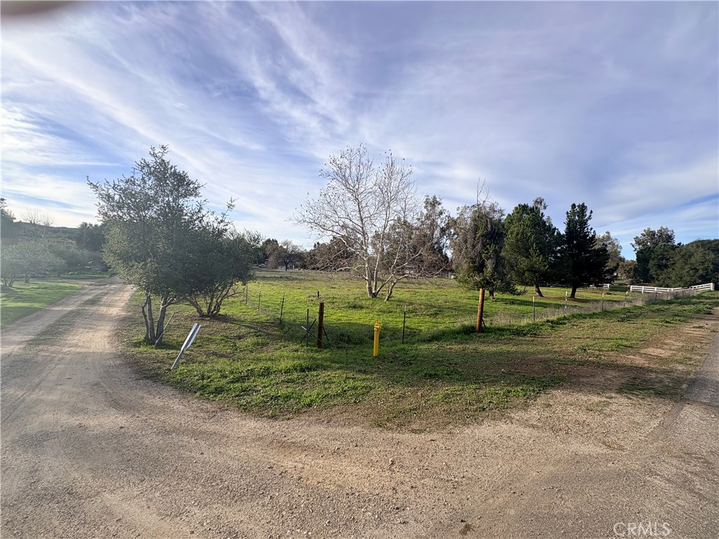 33 RODEO RD, Lake Elsinore, CA 92530 — photo 1