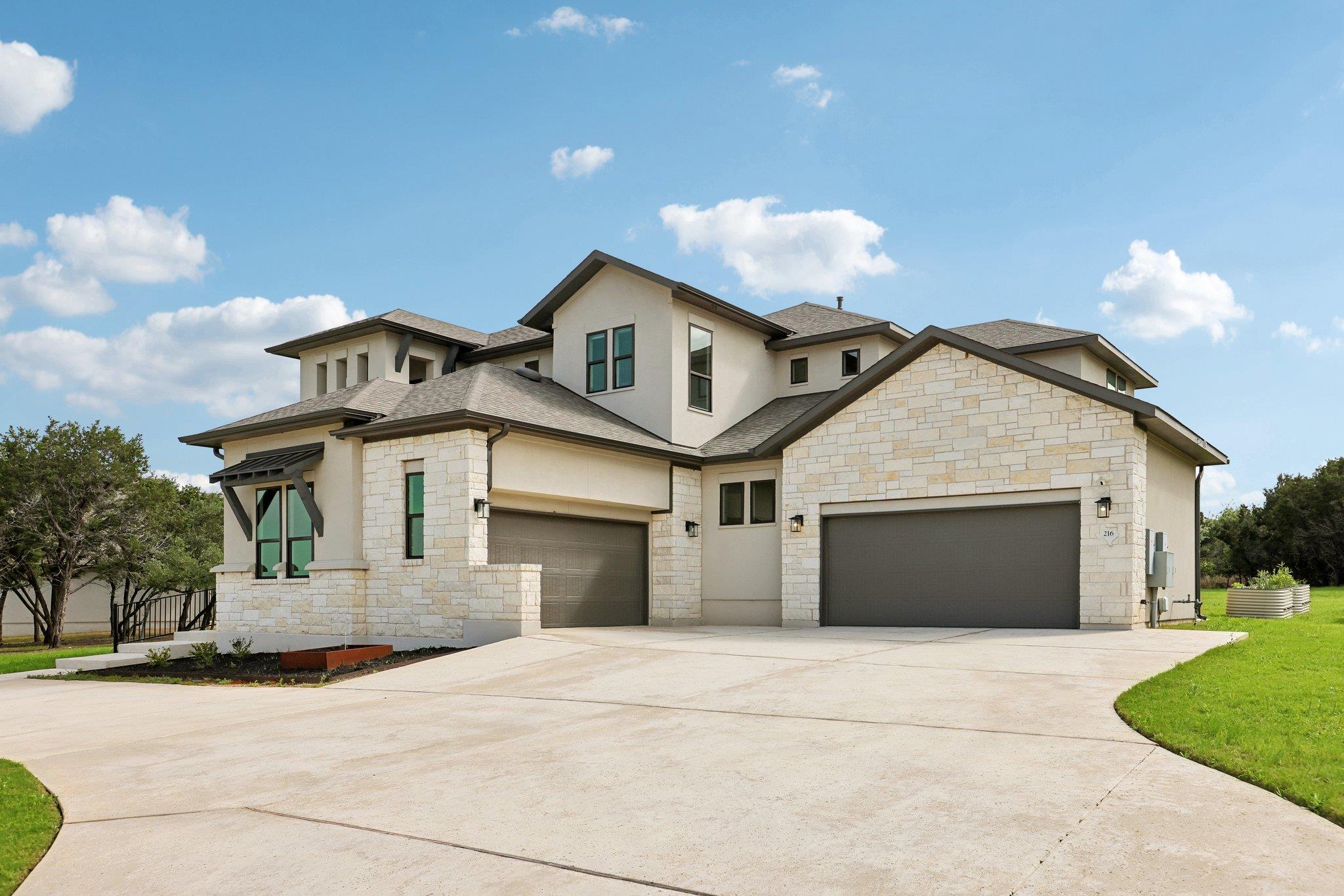 216 Spence, Liberty Hill, TX 78642 — photo 1