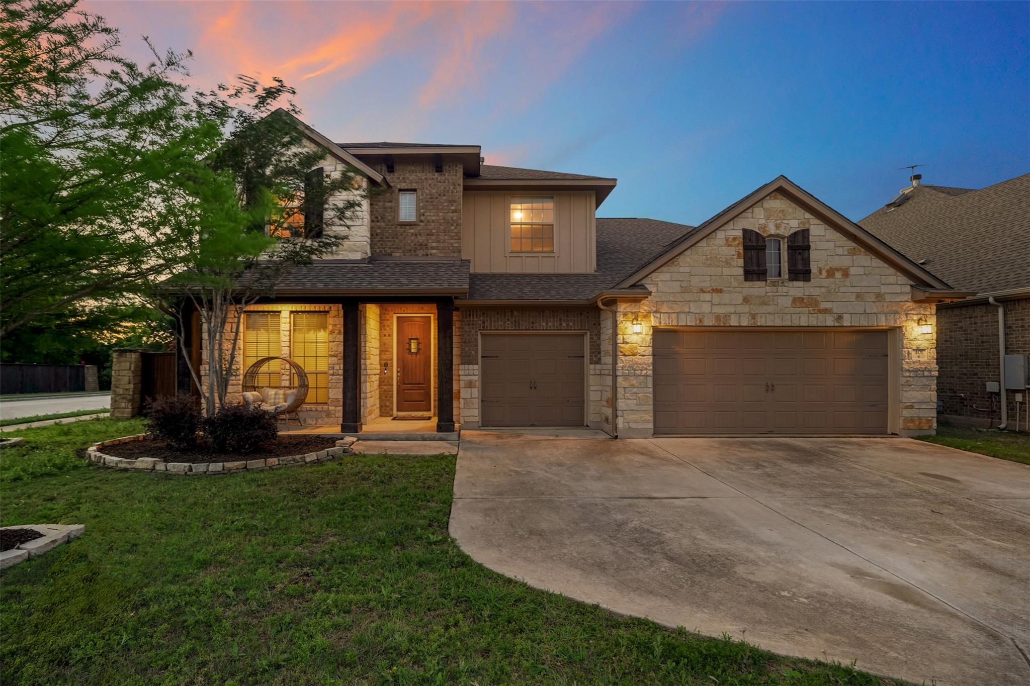 401 Daniel, Liberty Hill, TX 78642 — photo 1