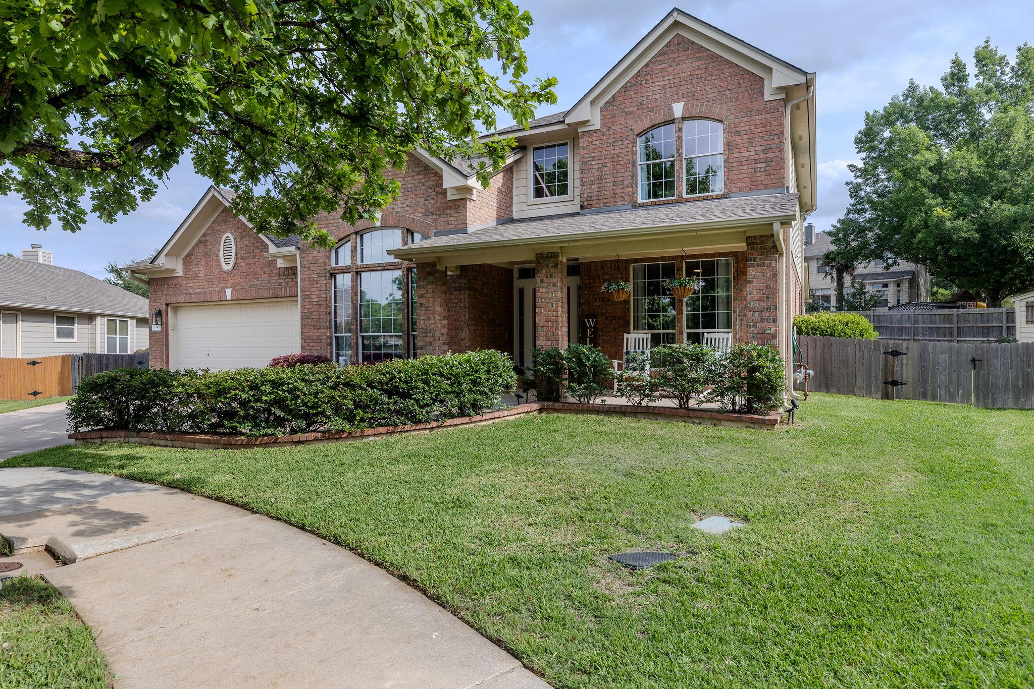 143 Chestnut, Georgetown, TX 78633 — photo 1