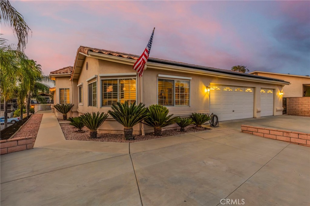 22560 Blue Teal Drive, Canyon Lake, CA 92587 — photo 1