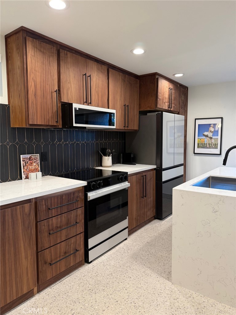 5300 E Waverly Drive M4104, Palm Springs, CA 92264 — photo 1