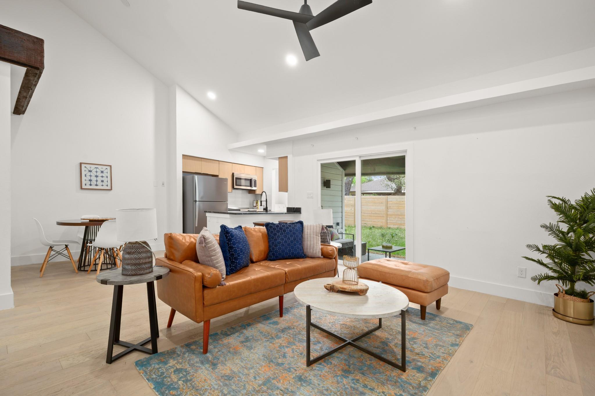 6807 Woodhue, Austin, TX 78745 — photo 1